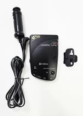 Esd-6100 Cobra Lasereye 6-band Radar Detector With Car Charger