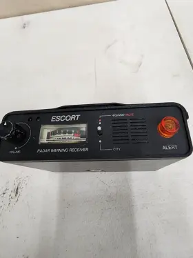 111444333 Escort Vintage Rader Warning System