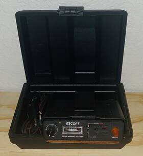 Escort 1237615 Vintage Cincinnati Microwave Radar Warning Receiver Detector Tested Works