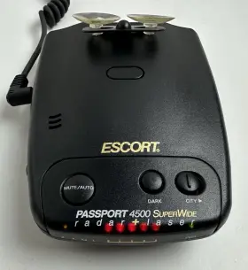 7932602171 Escort Passport 4500 Superwide Radar Laser Detector With Power Cord Tested