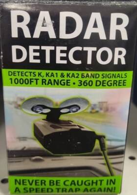 Gadget Gear 763769774307 Detector De Radar 3 Bandas Que Se Puede Montar En La Ventana Del