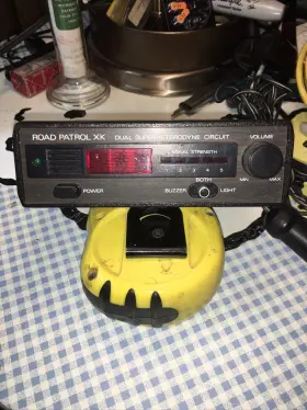 22-1611 Micronta Road Patrol Xk Dual Radar Detector Superheterodyne Circuit Powers On