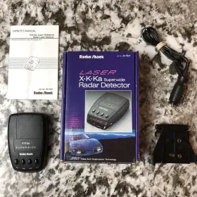 22-1647 Radio Shack X- K- Ka And L Superwide Radar Laser Detector Model With Manual