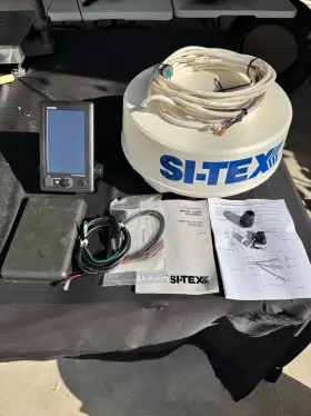 T760 Si-tex Preowned-si-tex 7inch Touch Screen Color Radar. Very Clean Condition