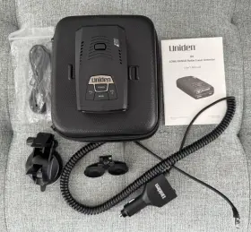 2a023152 Uniden R4 Long-range Laser / Radar Detector With Built-in Gps