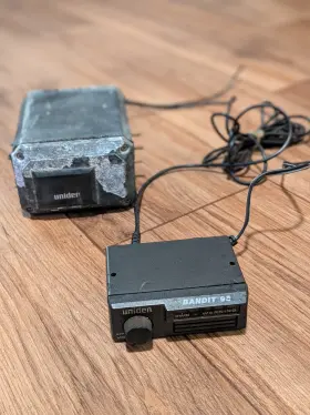 42007385 Uniden Vintage Bandit 95 Superheterodyne Radar Detector