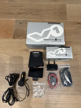 7749410769 Valentine One Radar Detector Gen 1 Original Box With Manual And Accessories
